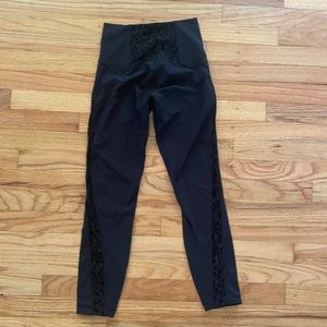 Lululemon Black 7/8 Leggings